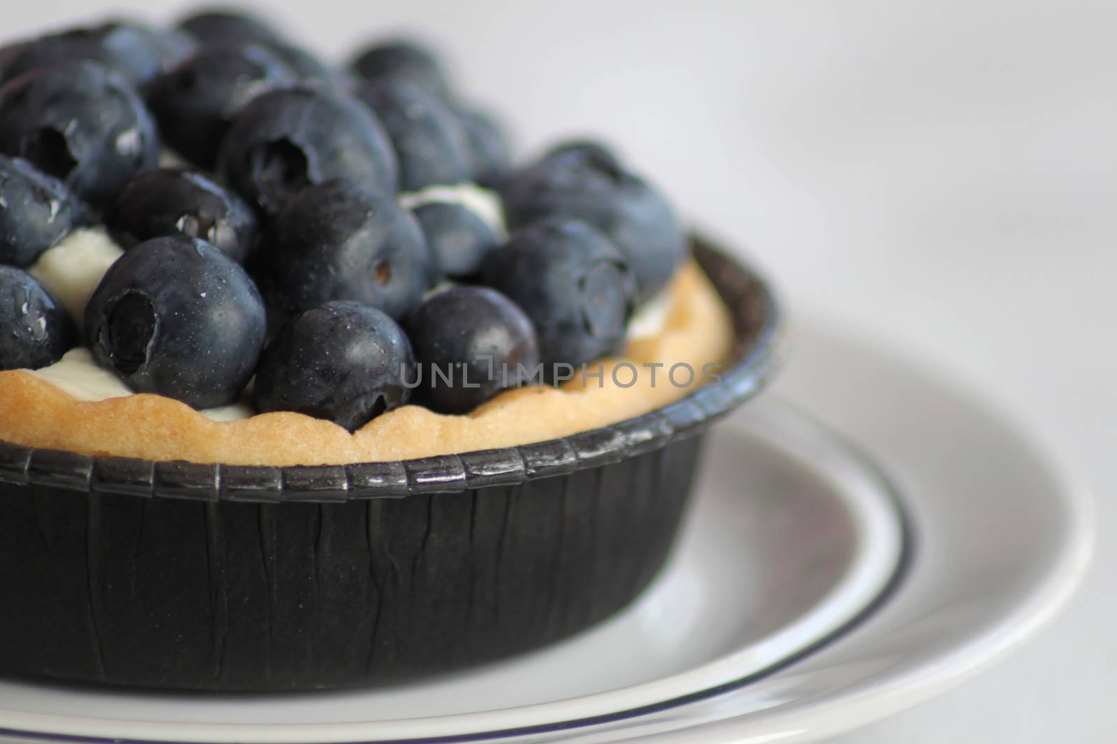 Cupcake with berries.