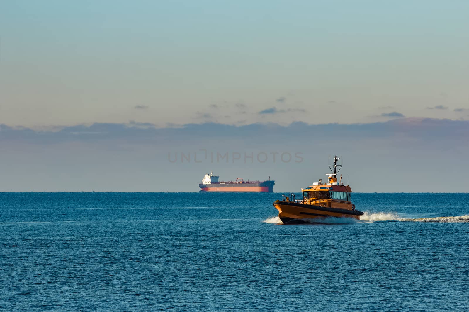 Yellow pilot ship by sengnsp