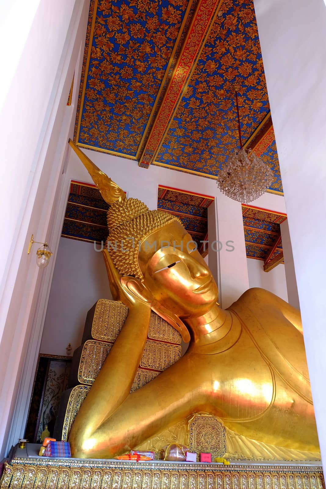 Reclining Buddha Statue, Wat Ratchaorot, Bangkok Thailand.