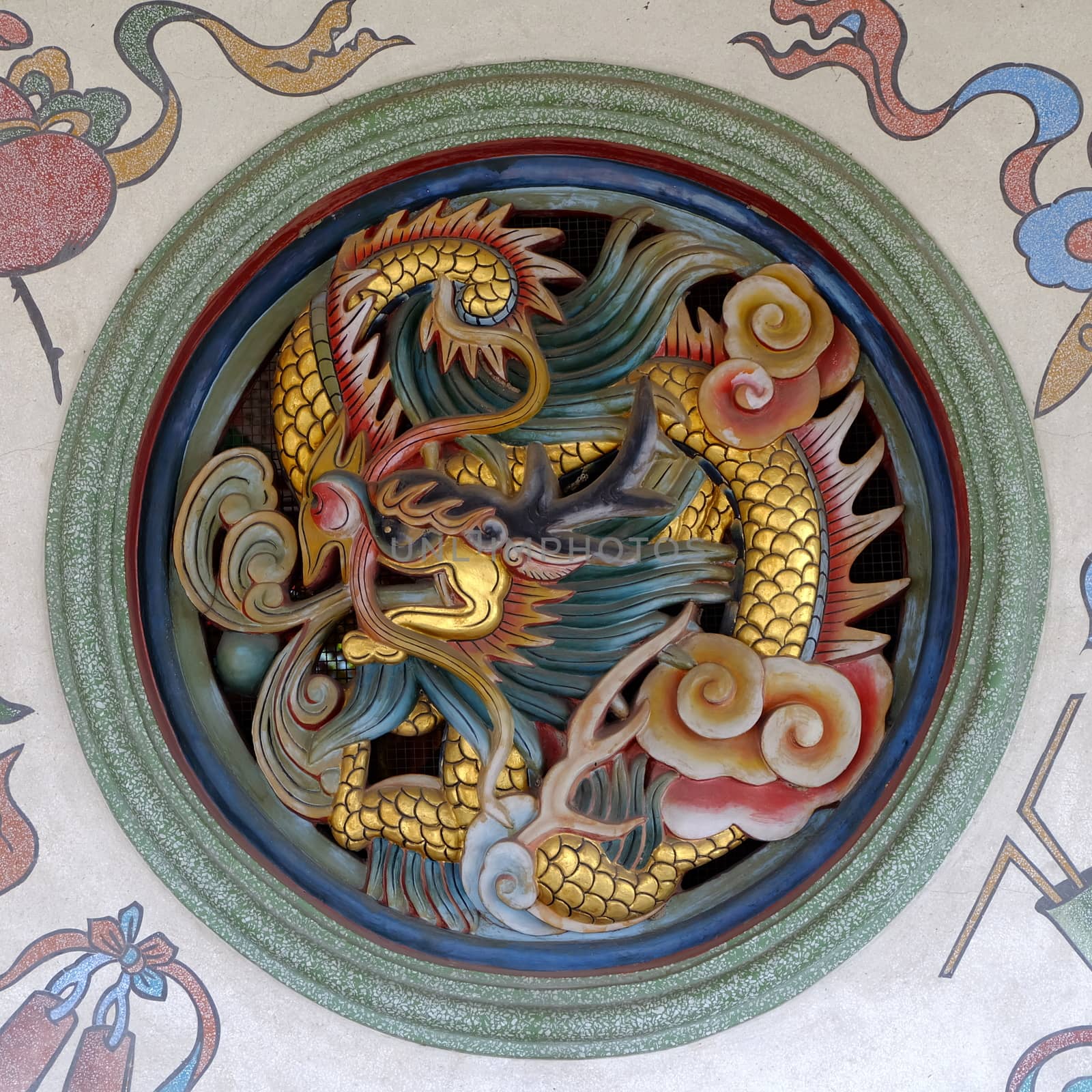Curved Dragon Window. by mesamong