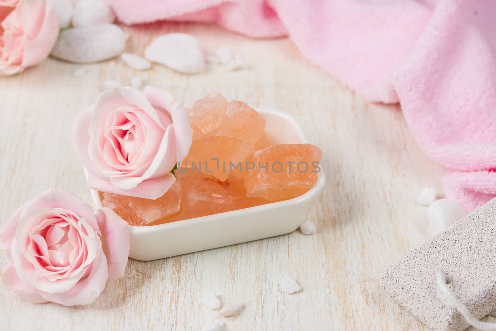 Spa settings with roses. Various items used in spa treatments on by makidotvn