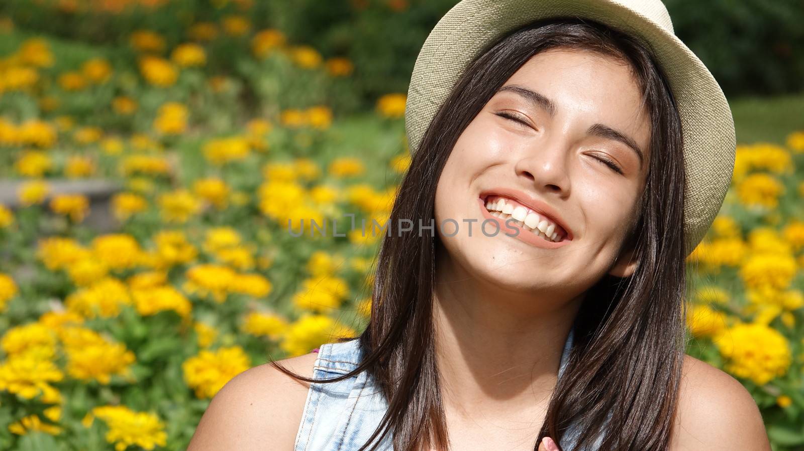 Smiling Teen by dtiberio