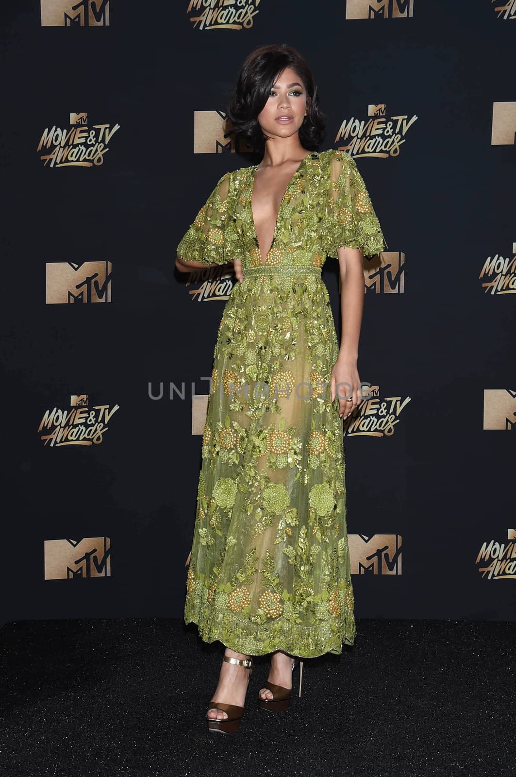 Zendaya at the 2017 MTV Movie & TV Awards, Arrivals, Shrine Auditorium, Los Angeles, CA 05-07-17