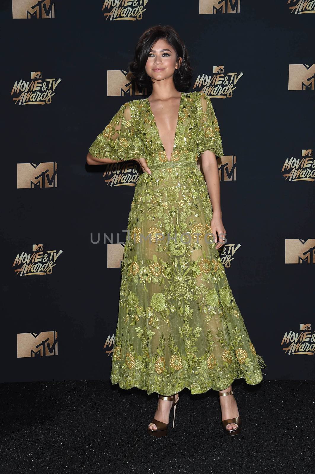 Zendaya at the 2017 MTV Movie & TV Awards, Arrivals, Shrine Auditorium, Los Angeles, CA 05-07-17