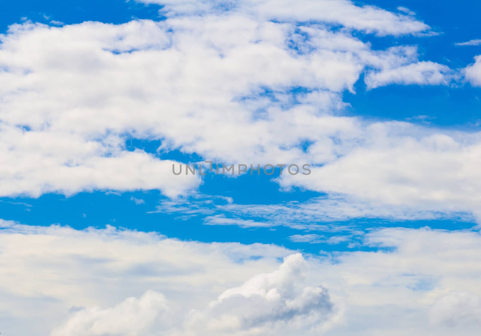 blue couldy sky background