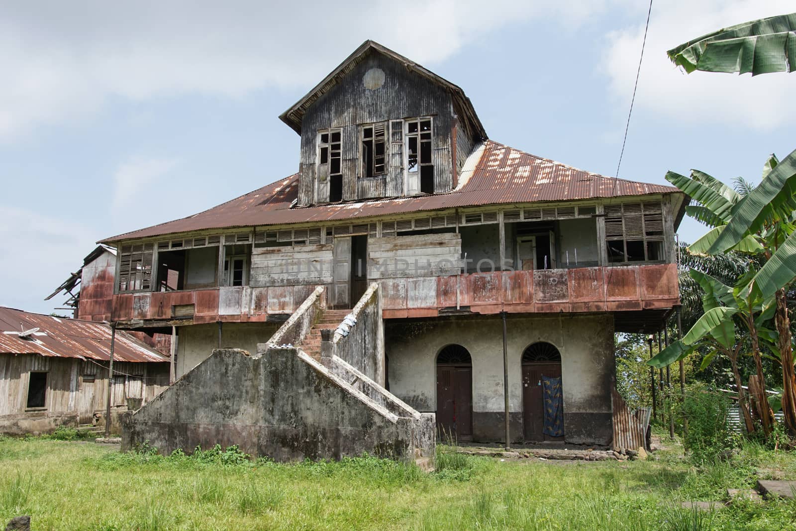 Ruin of an old farmhouse, Sao Tome and Principe, Africa