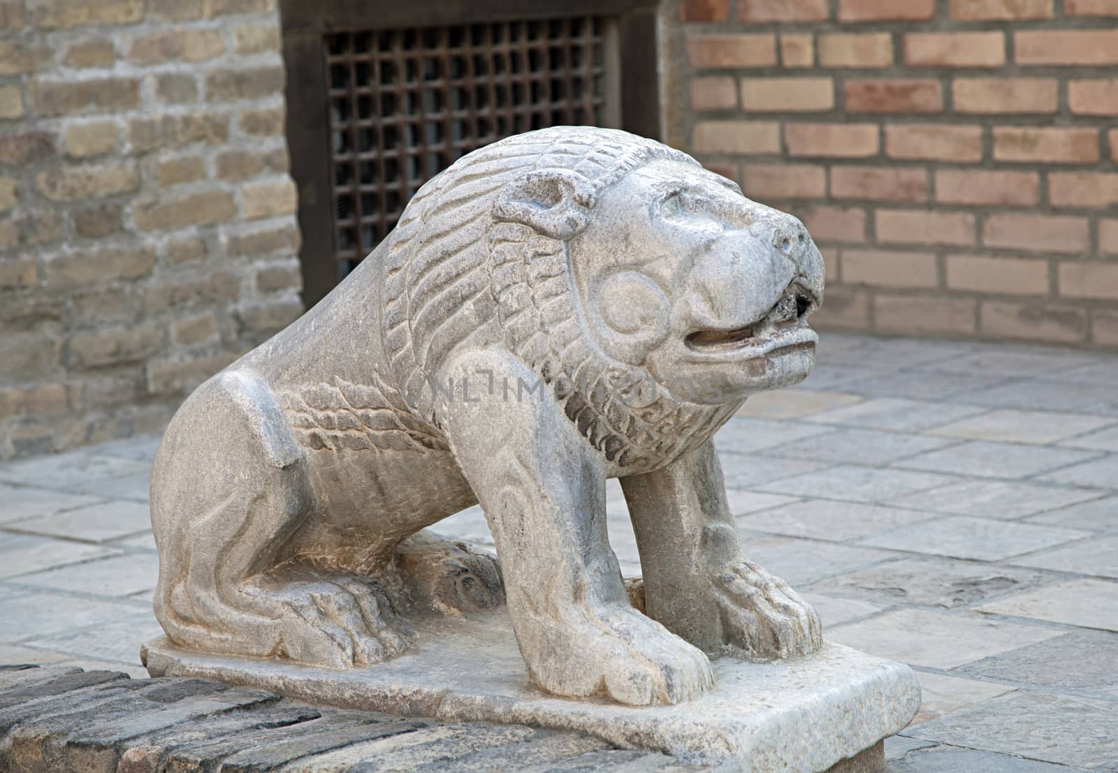 Statue of a lion in asian style, Uzbekistan