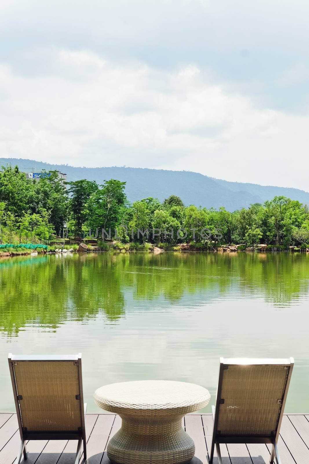 Lakeside Seating outdoor