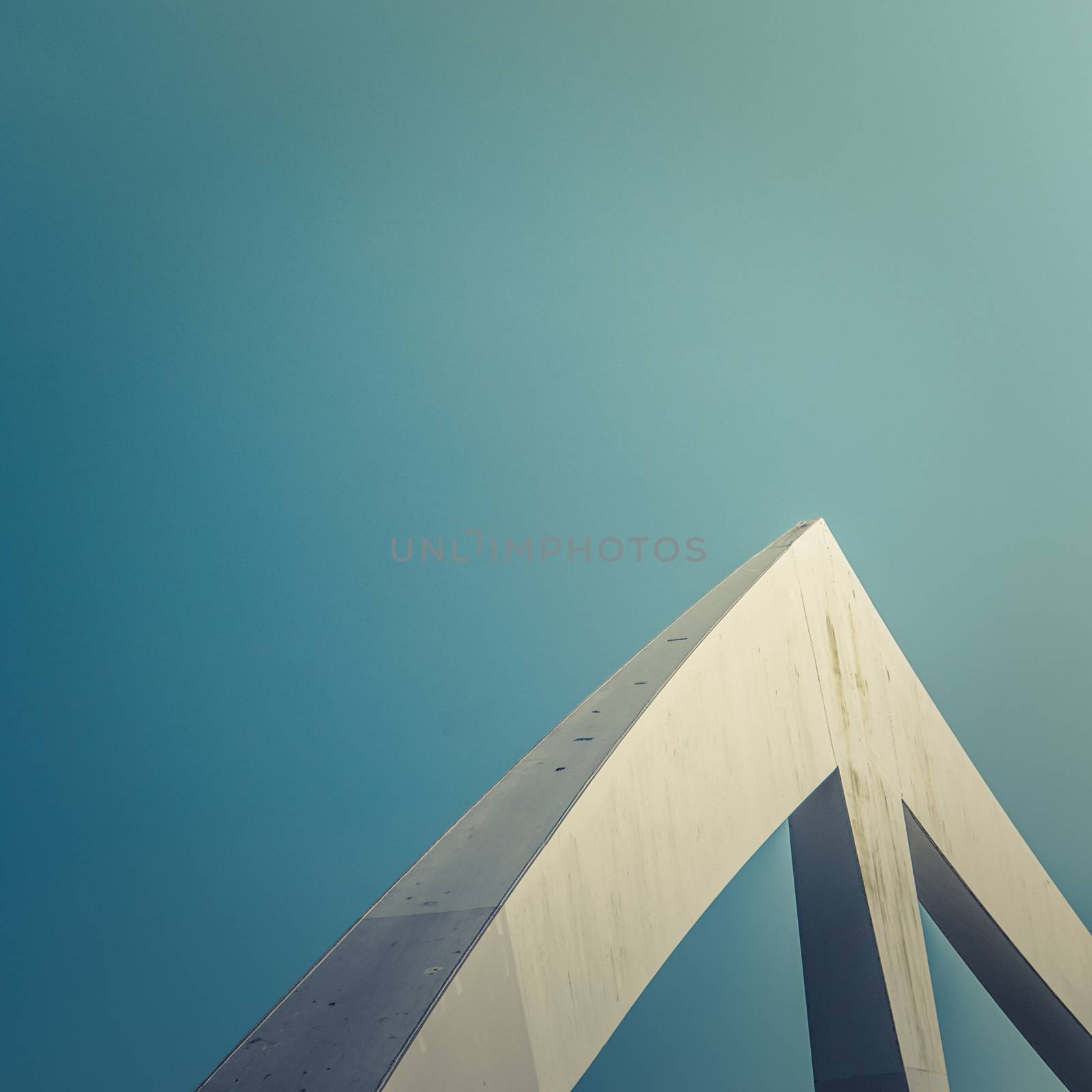 Triangular Bridge Detail by mrdoomits