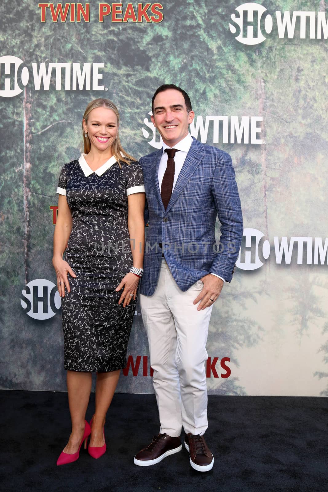 Lauren Bowles, Patrick Fischler
at the "Twin Peaks" Premiere Screening, The Theater at Ace Hotel, Los Angeles, CA 05-19-17