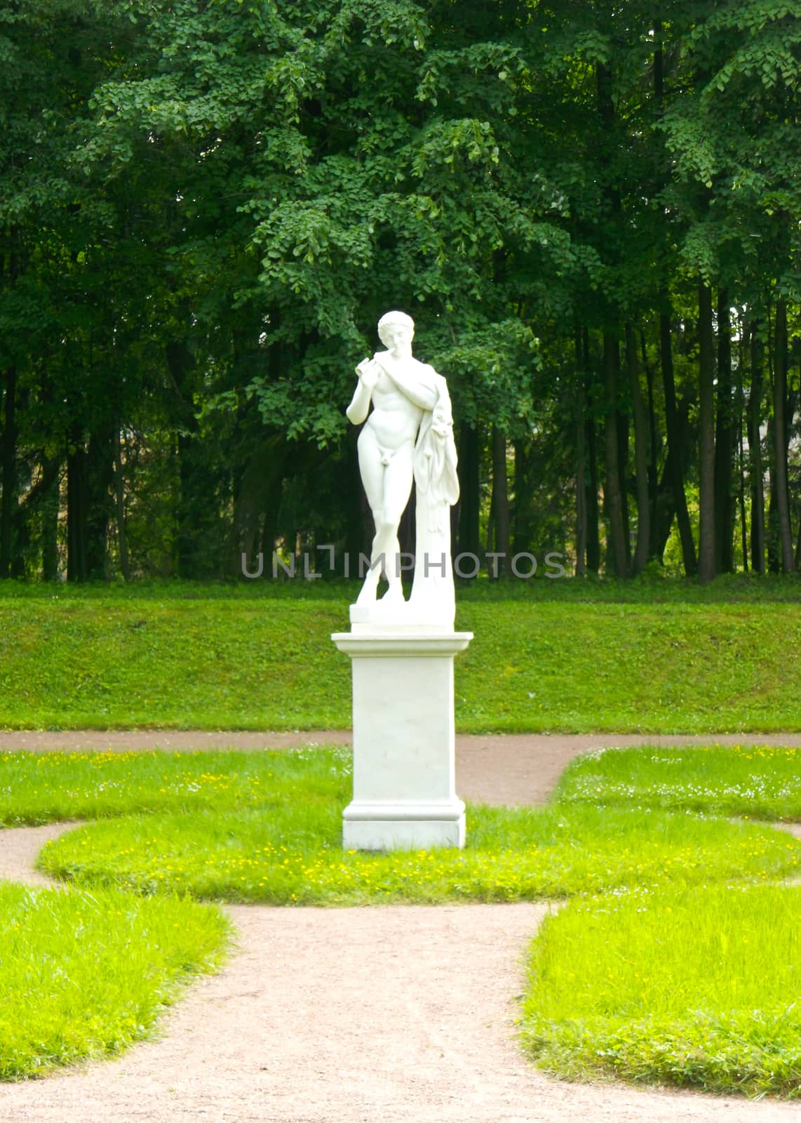 white statue by rodakm