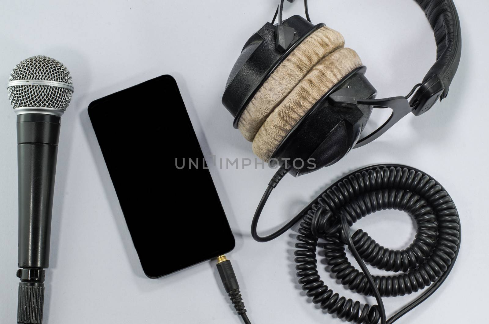 funky headphone music smartphone White background