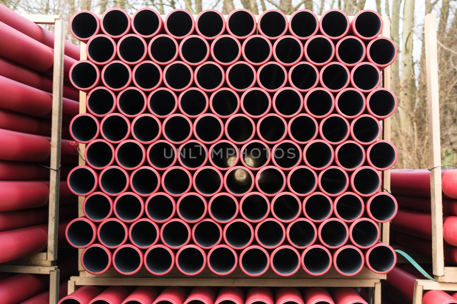 Temporary storage of various plastic pipes