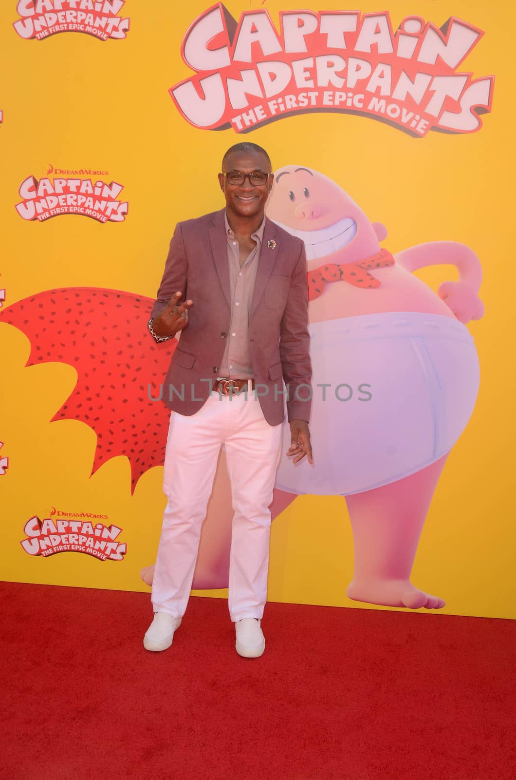 Tommy Davidson
at the "Captain Underpants" Los Angeles Premiere, Village Theater, Westwood, CA 05-21-17
