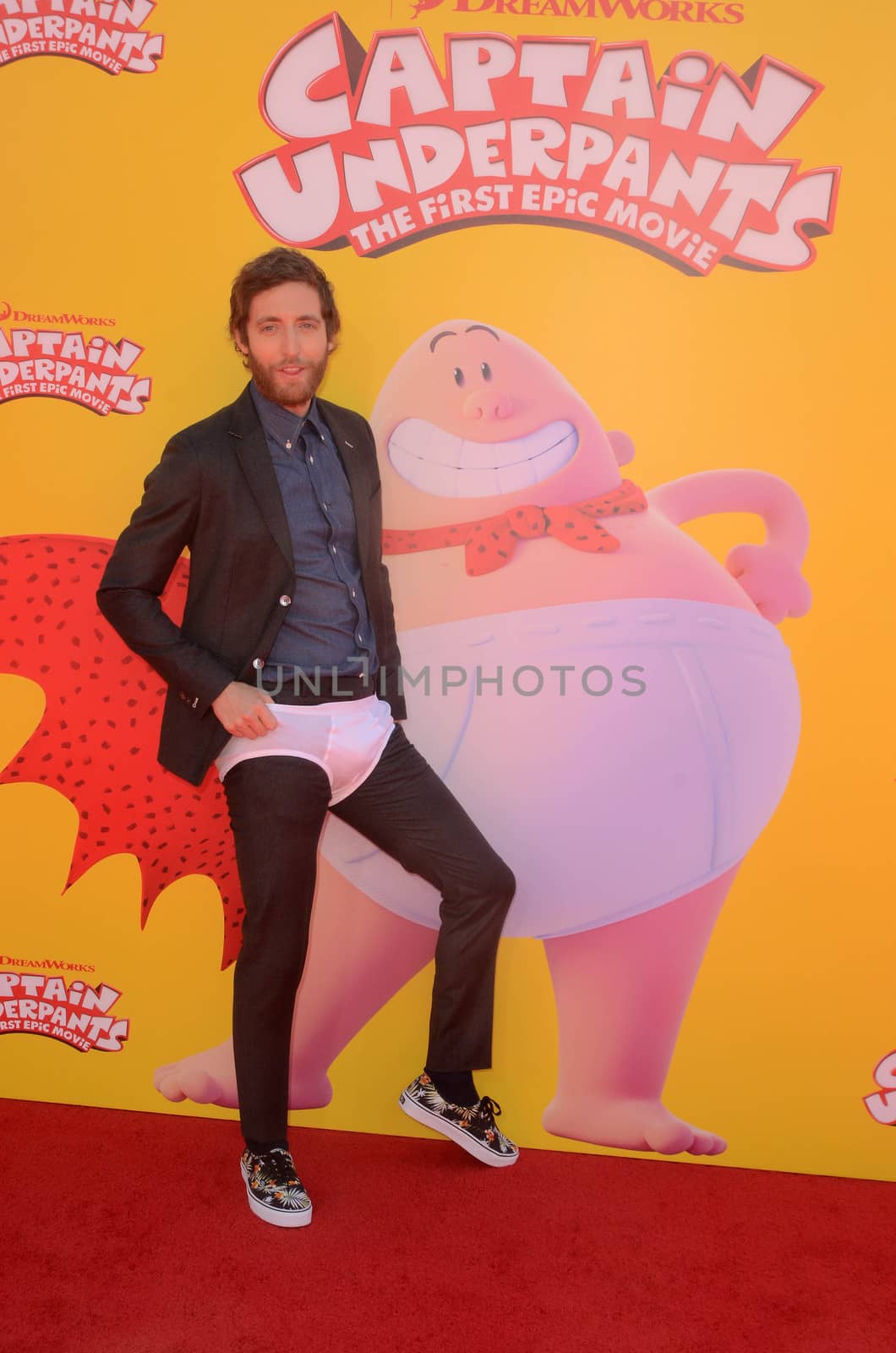 Thomas Middleditch
at the "Captain Underpants" Los Angeles Premiere, Village Theater, Westwood, CA 05-21-17