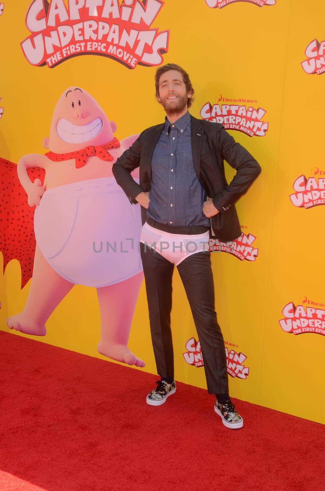 Thomas Middleditch
at the "Captain Underpants" Los Angeles Premiere, Village Theater, Westwood, CA 05-21-17