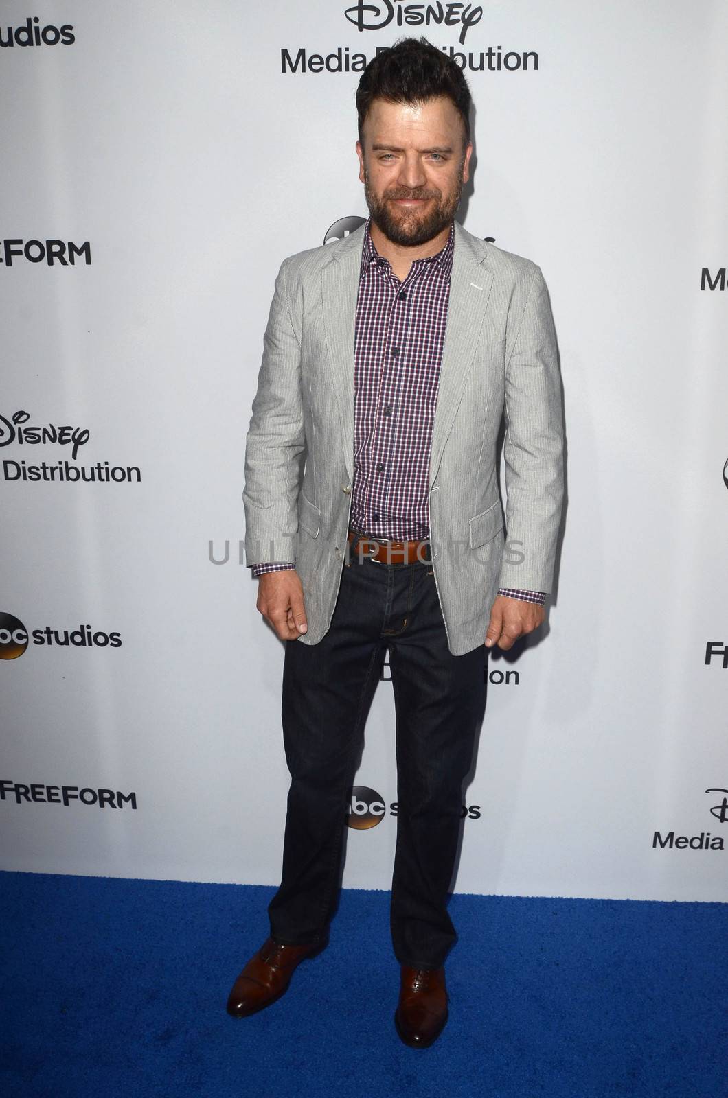 Kevin Weisman
at the 2017 ABC International Upfronts, Disney Studios, Burbank, CA 05-21-17