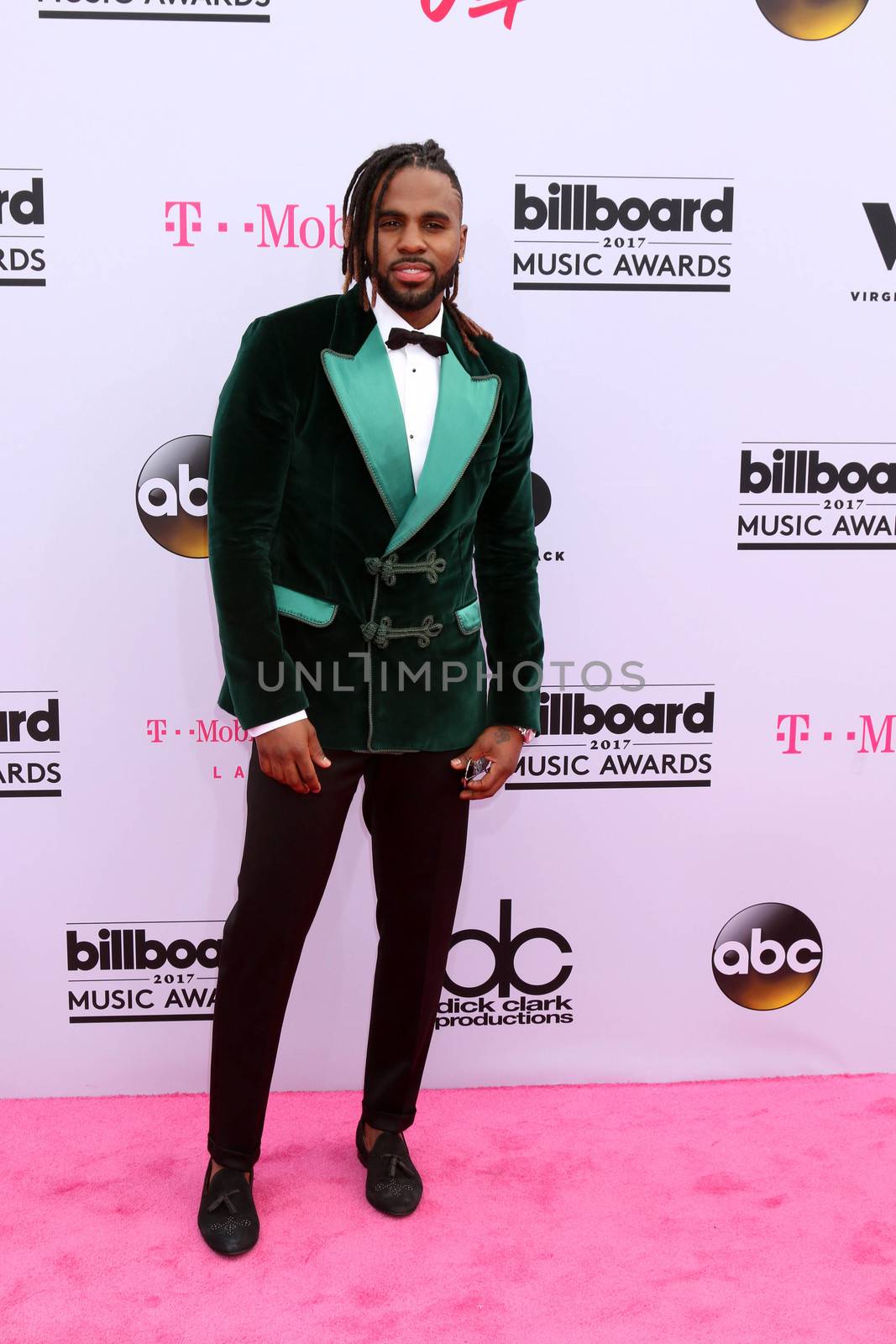 Jason Derulo
at the 2017 Billboard Awards Arrivals, T-Mobile Arena, Las Vegas, NV 05-21-17/ImageCollect by ImageCollect