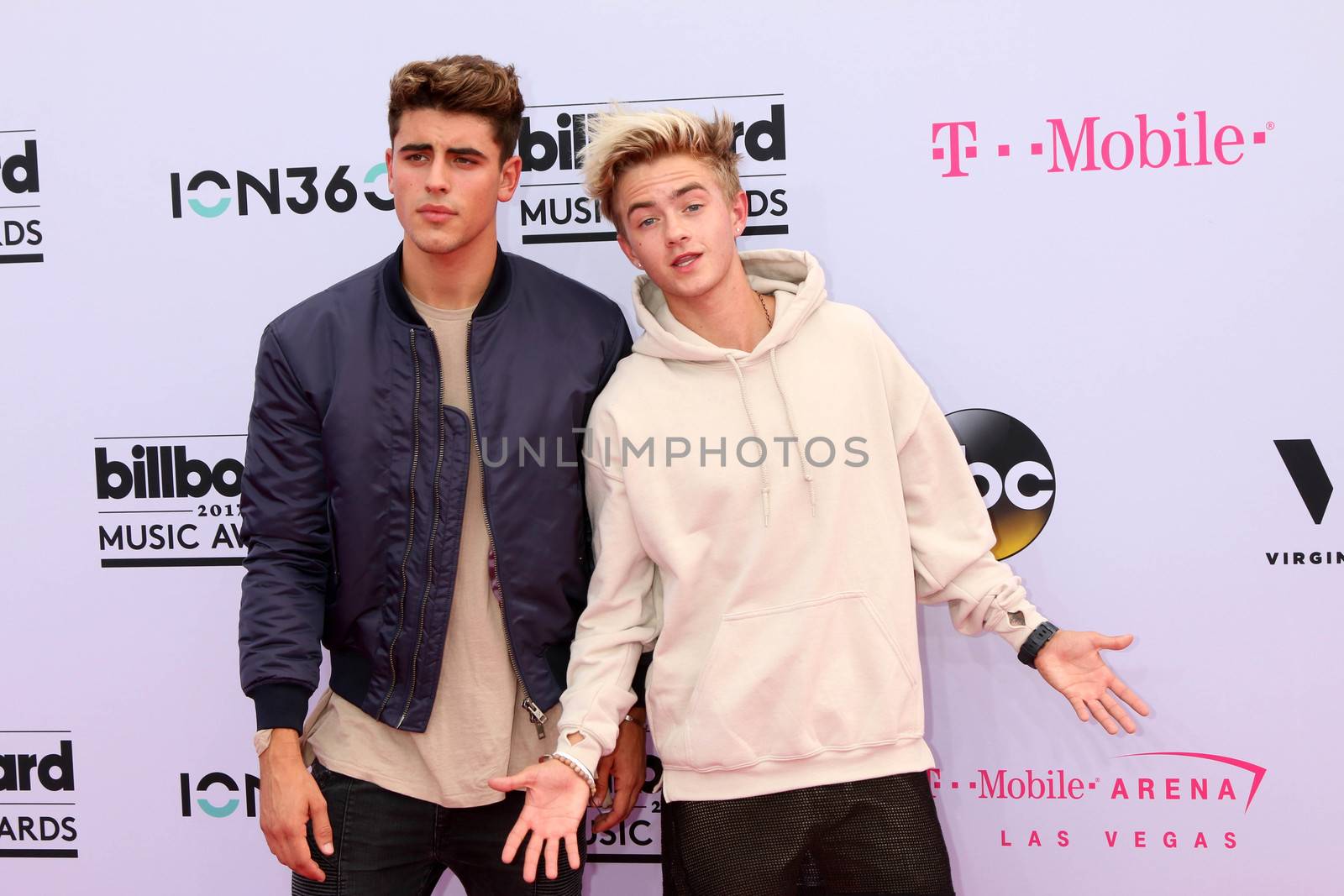 Jack Gilinsky, Jack Johnson
at the 2017 Billboard Awards Arrivals, T-Mobile Arena, Las Vegas, NV 05-21-17