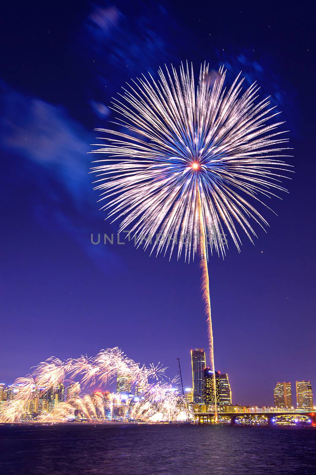 Seoul International Fireworks Festival in Korea. by gutarphotoghaphy