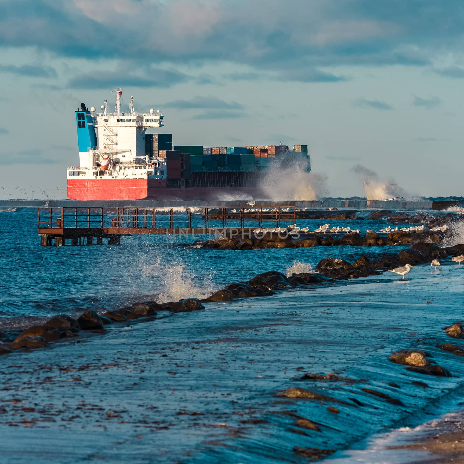 Red container ship by sengnsp