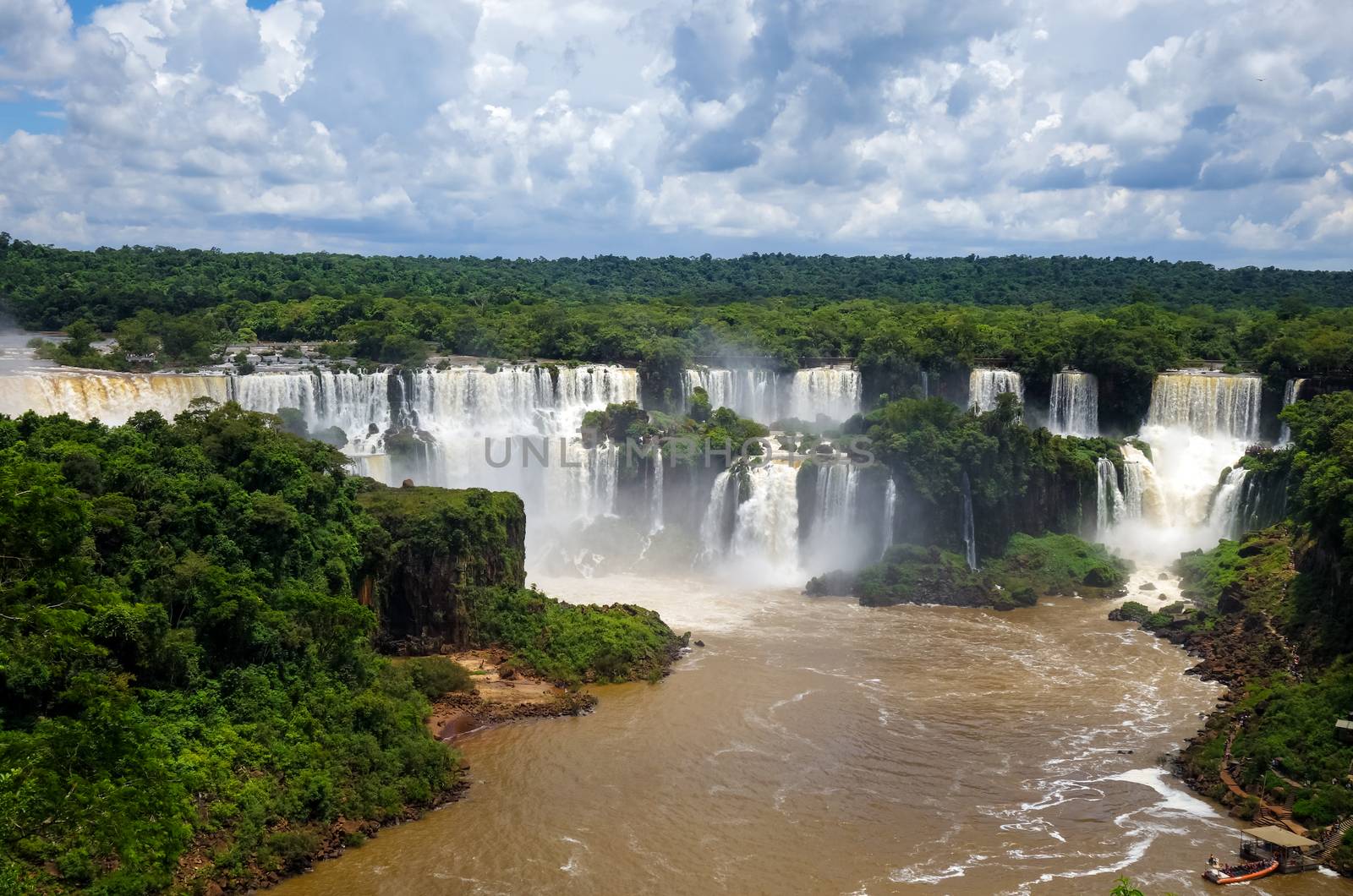 iguazu falls by daboost