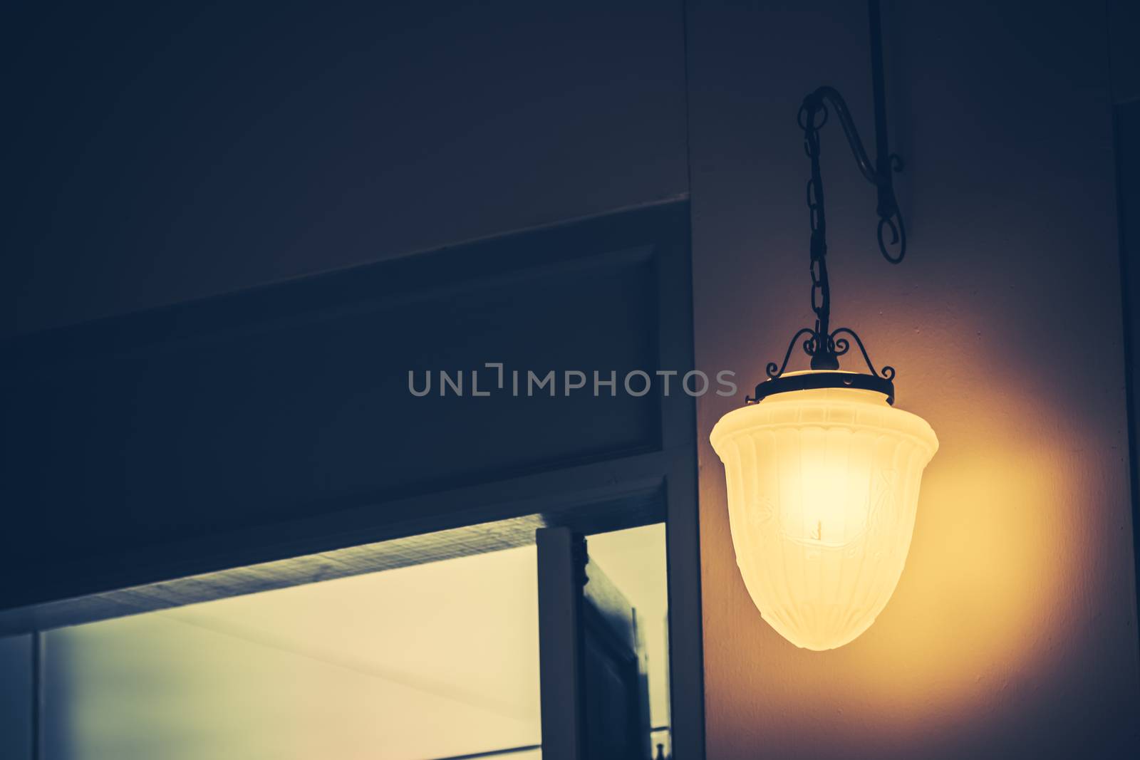 Old light bulb tone vintage for background