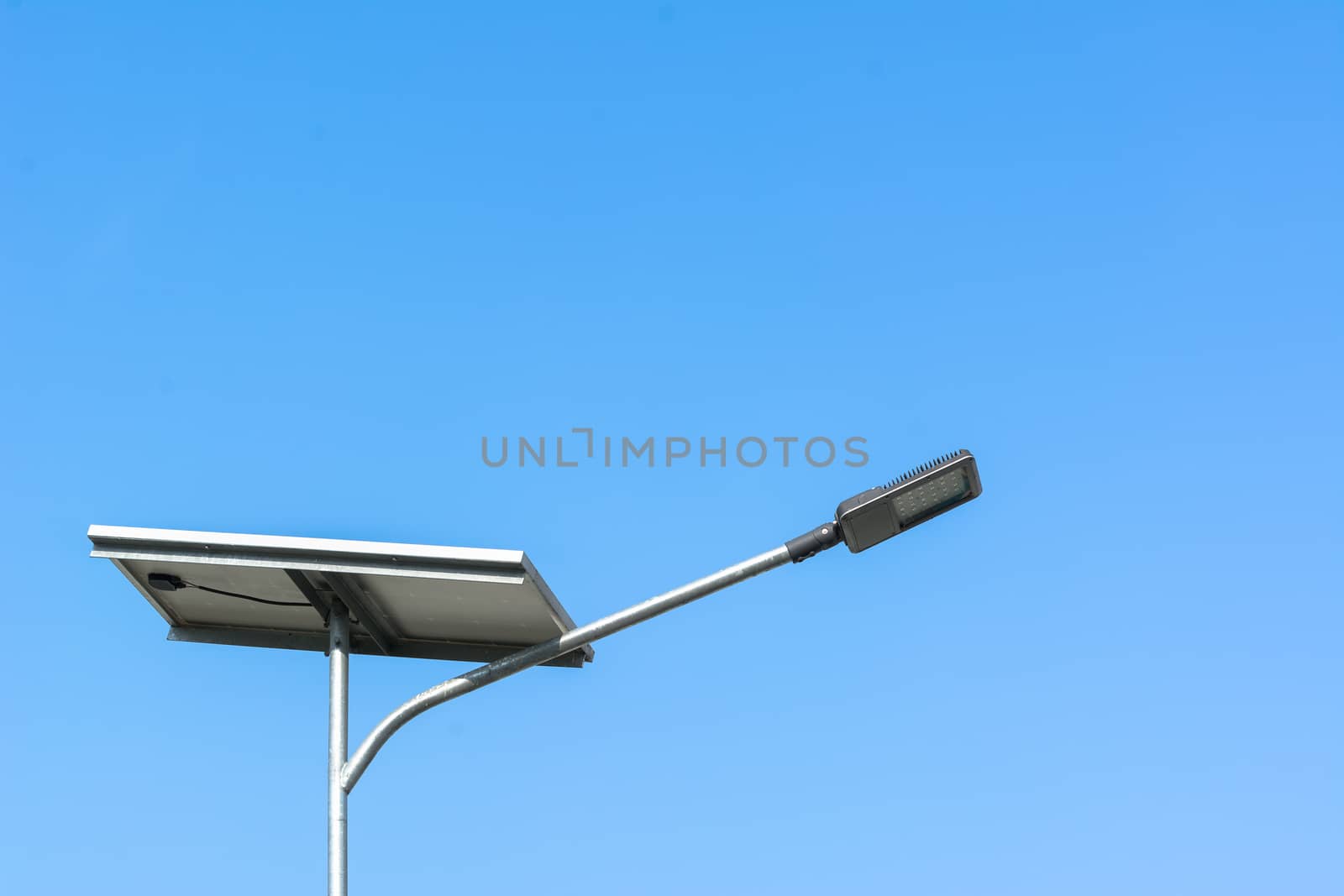 Street light bulb and solar power