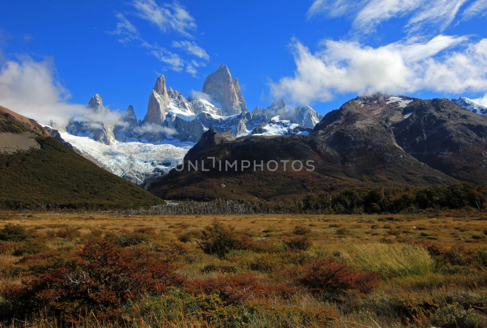Mount Fitz Roy, Los Glaciares National Park, Argentina by cicloco