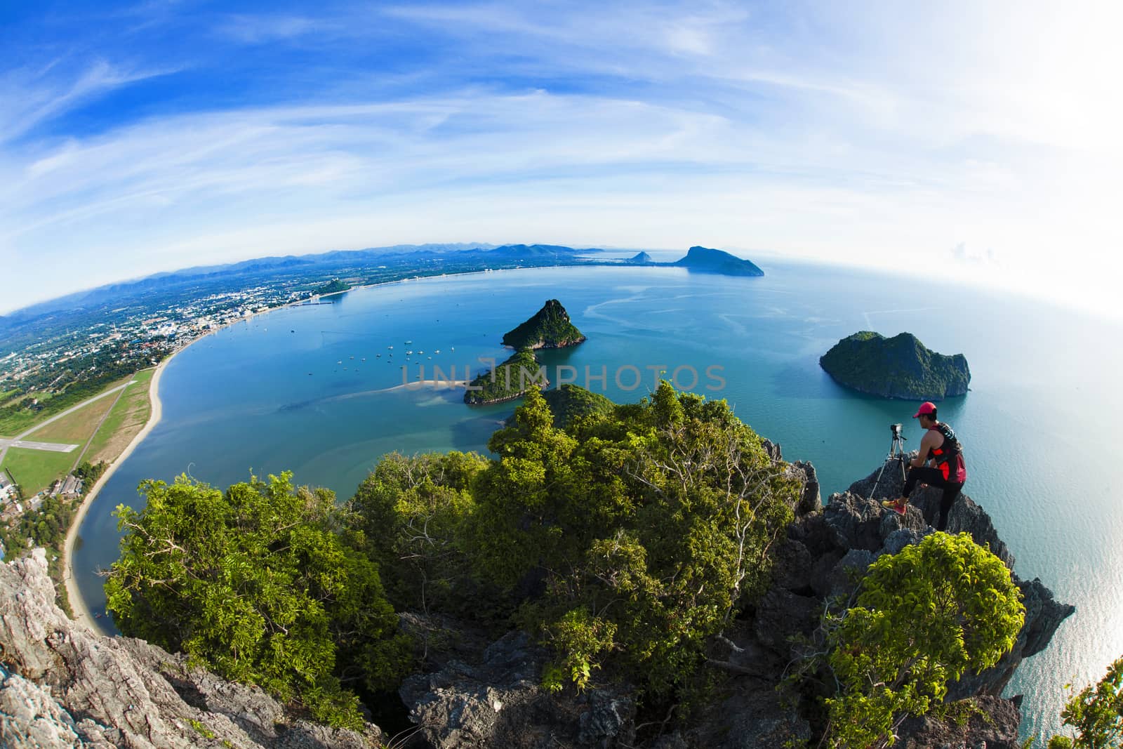 Viewpoint Prachuap Bay by jee1999