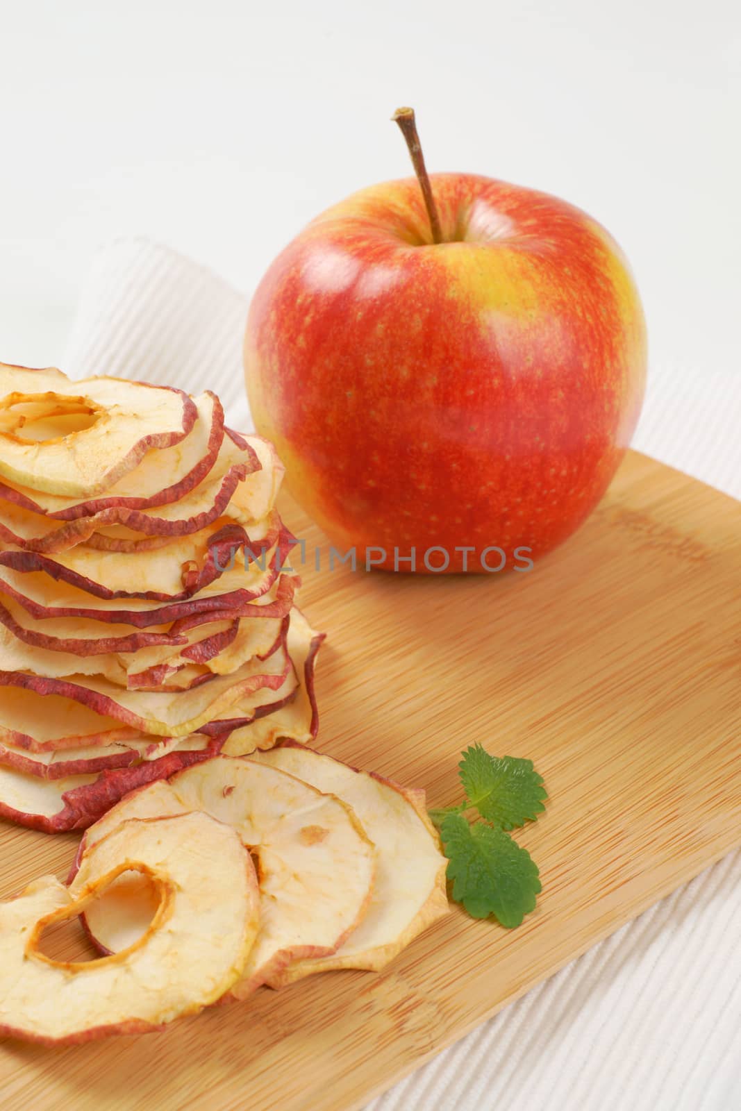 dried apple slices by Digifoodstock