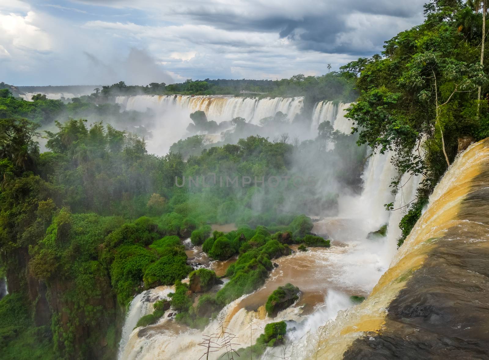 iguazu falls by daboost