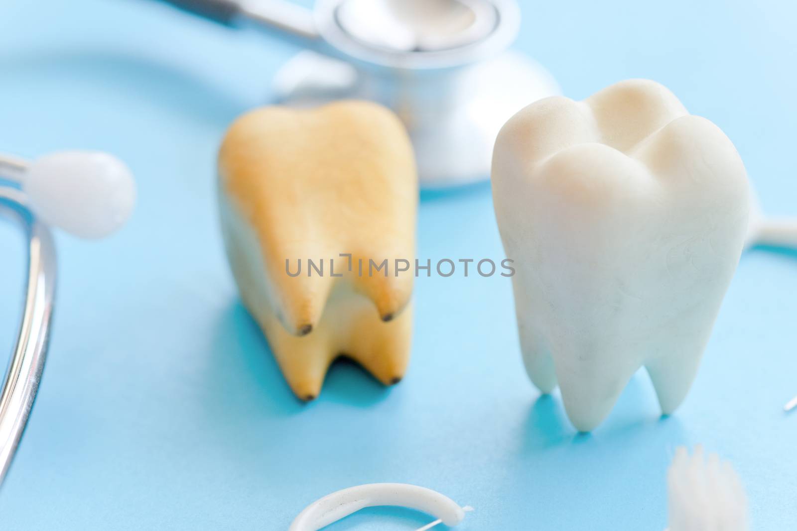 dental background by ponsulak