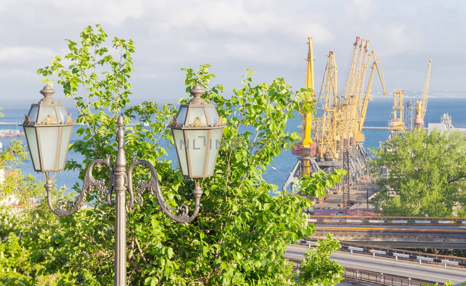 Street light and part of the sea cargo port  by anmbph