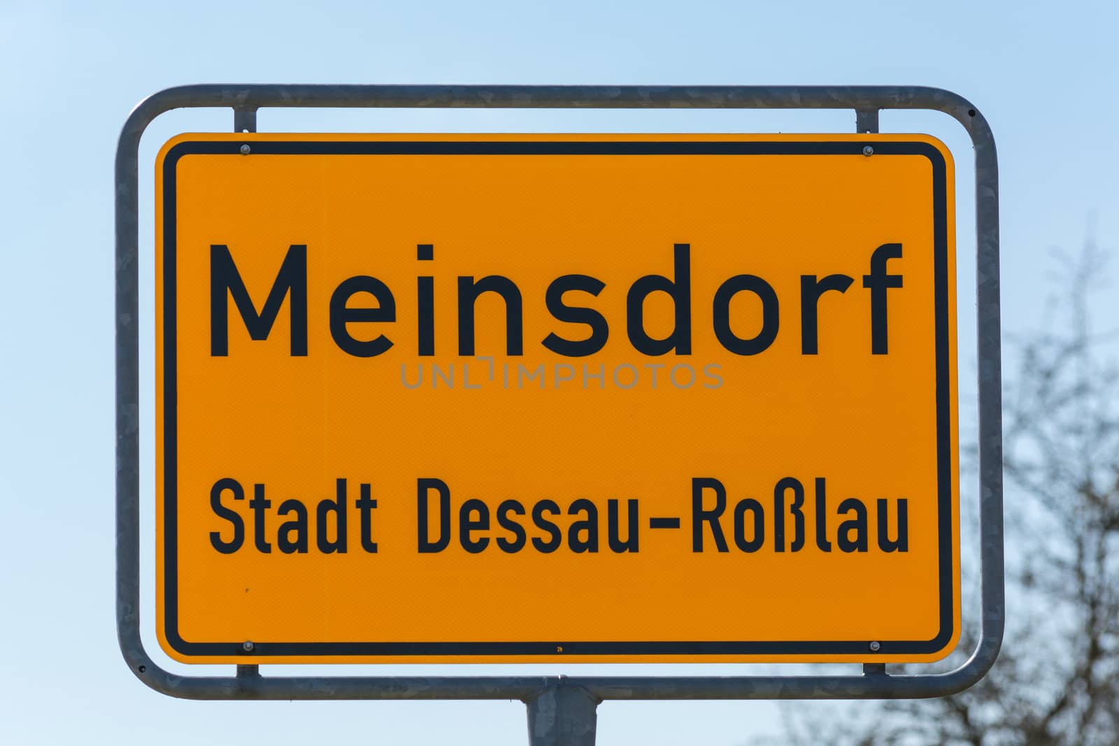 Traffic sign of the town of Meinsdorf     by JFsPic