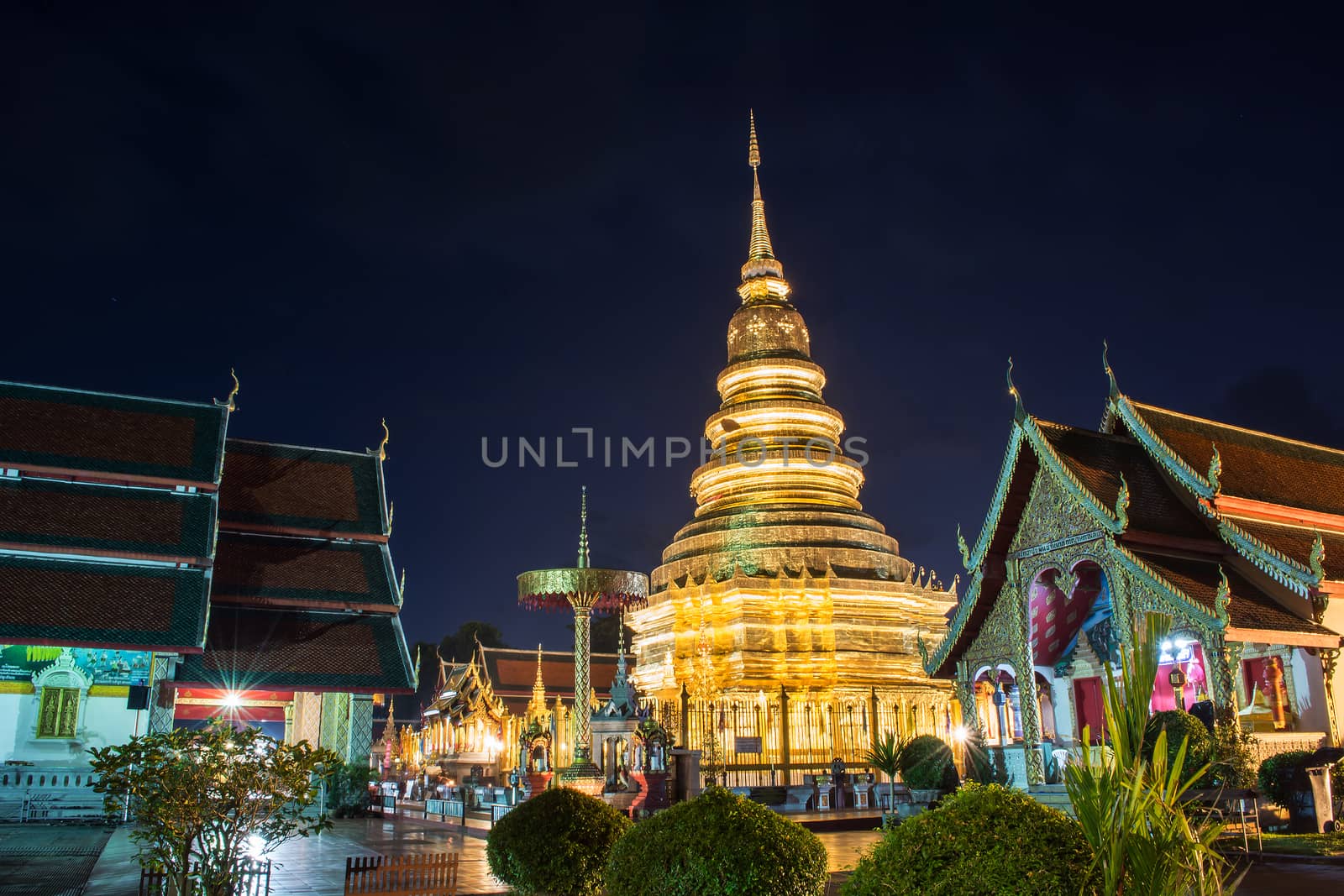 Wat Phrathat Hariphunchai Worra Mahawiharn on quiet nights in Lamphun Province, Thailand