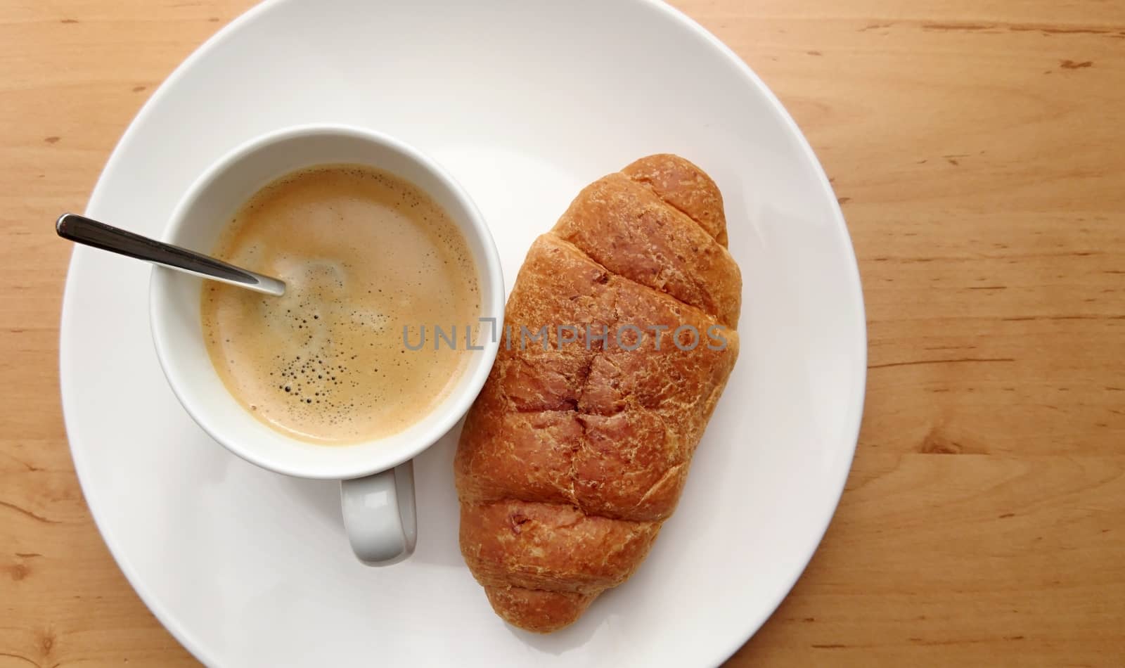 Coffee and croissant by hamik