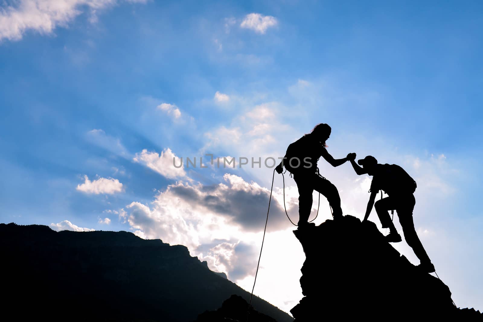 mountaineering help,support and success by crazymedia007