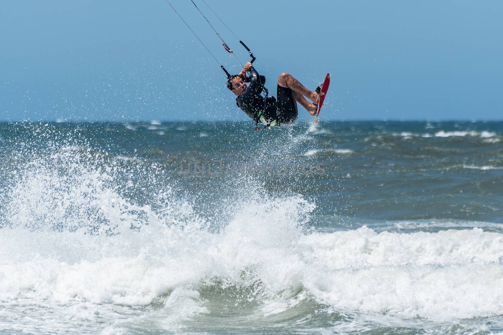 Kite Surfer by homydesign