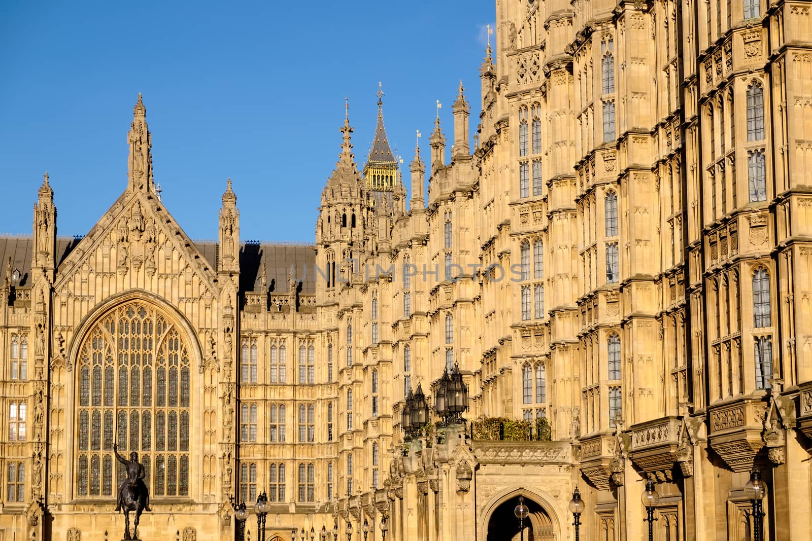 View of the Houses of Parliament by phil_bird