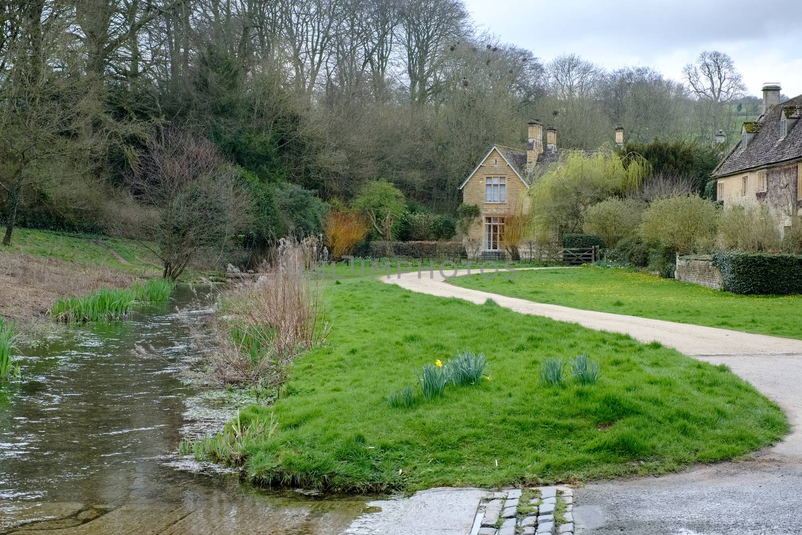 Scenic View of Upper Slaughter Village by phil_bird