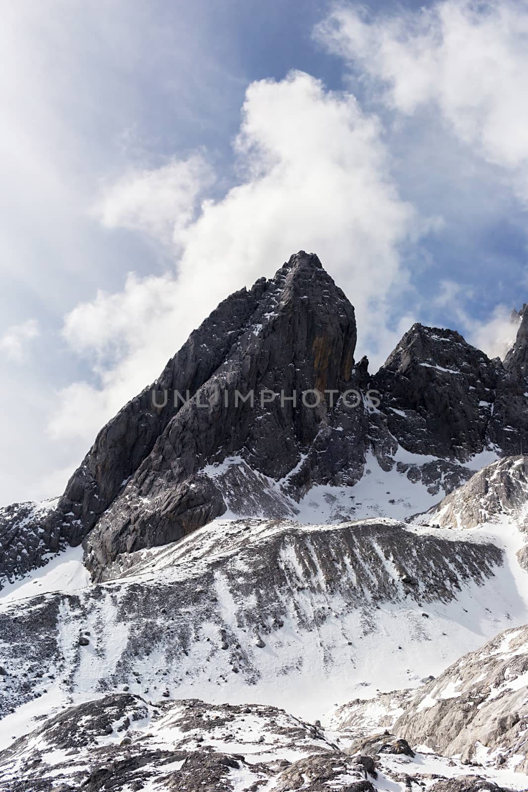 Jade Dragon Snow Mountain (Yulong Snow Mountain) located at Lijiang, Yunnan, China