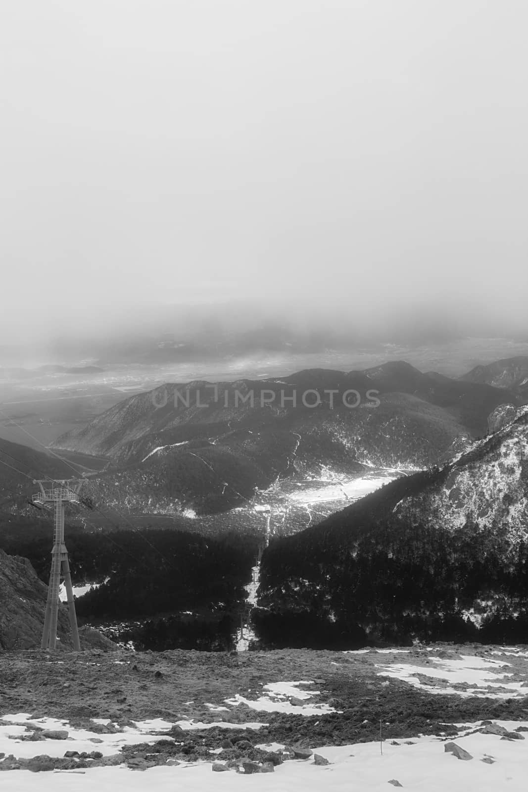 Shika Snow Mountain in Yunnan, China