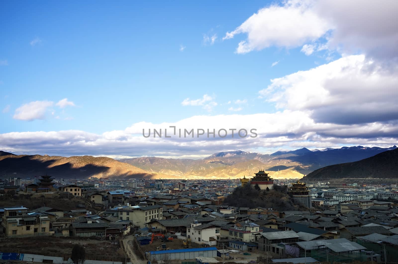 Shika Snow Mountain in Yunnan, China