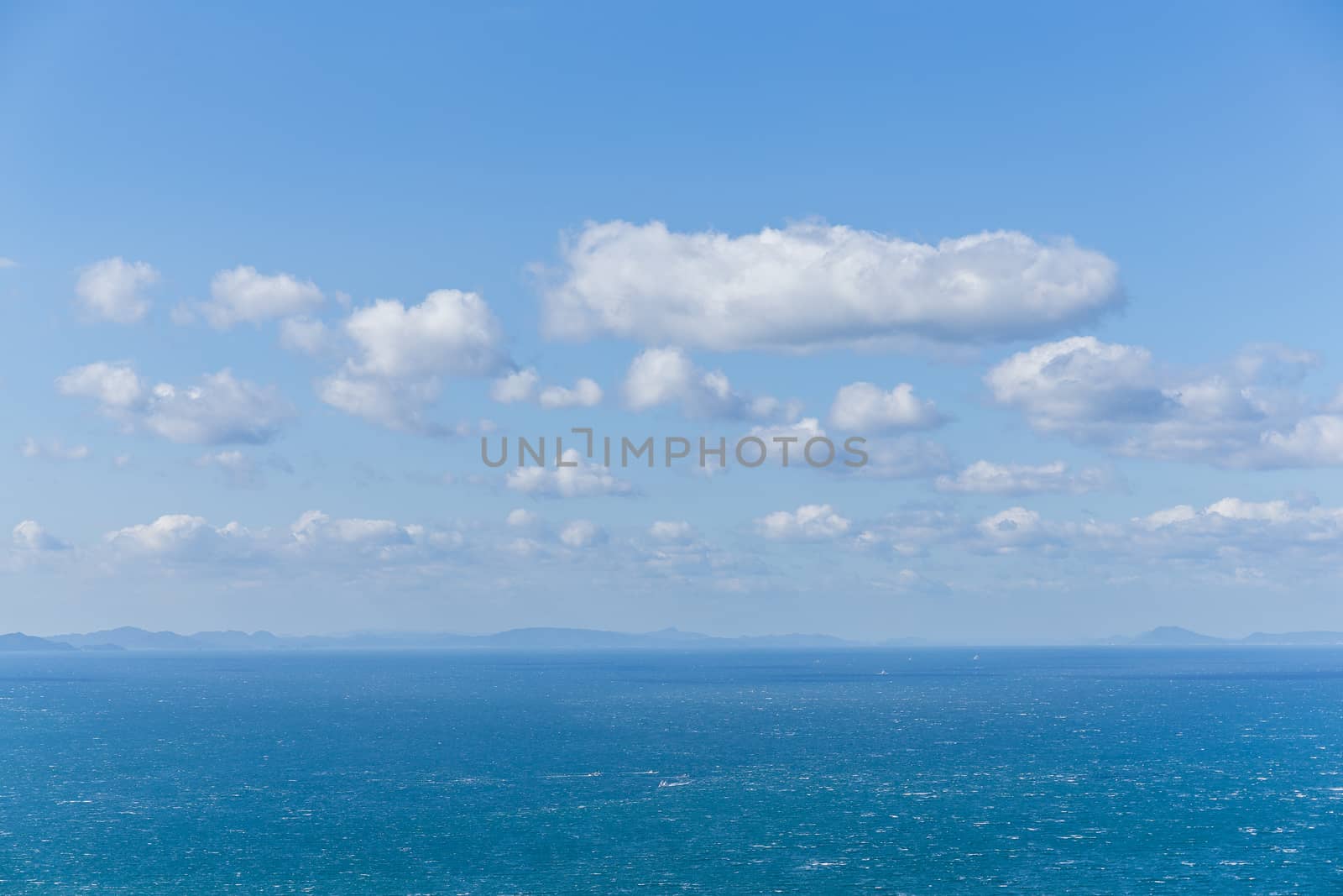 Perfect sky and water of ocean