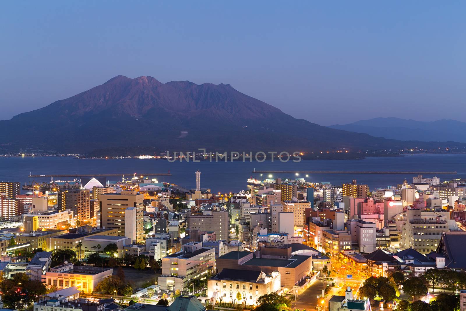 Volcano Sakurajima at night by leungchopan