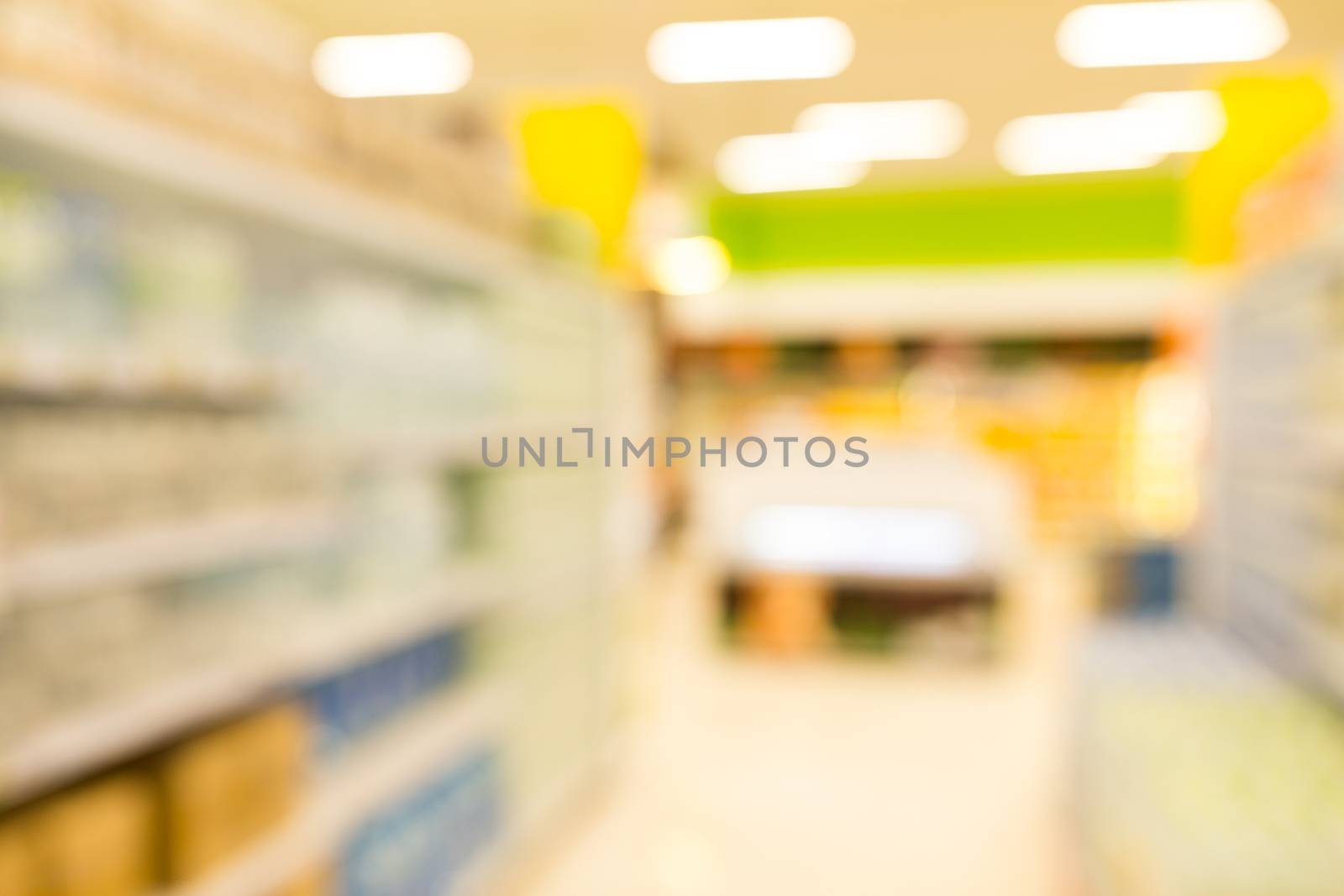 Blurry view of supermarket by leungchopan