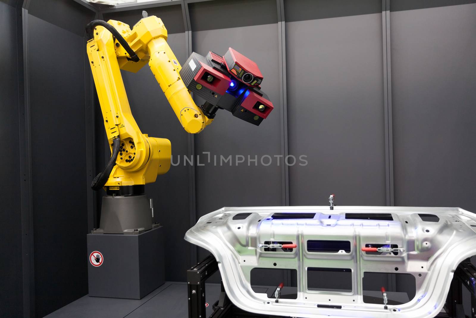 Robotic arm with 3D scanner. Automated scanning. by wellphoto