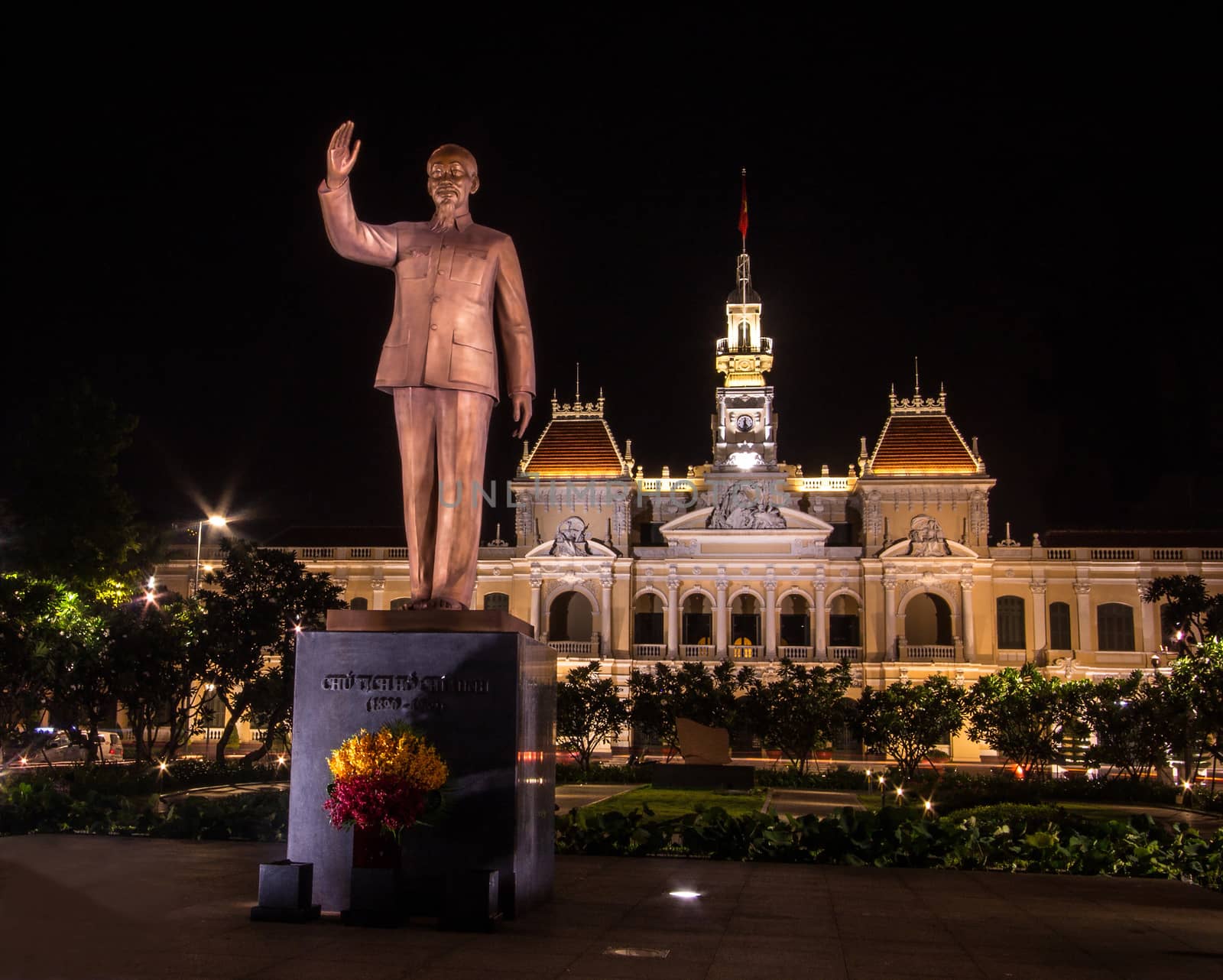 Night View: Ho Chi Minh statue in front of City Hall, Saigon, Ho Chi Minh City, Vietnam by victorflowerfly