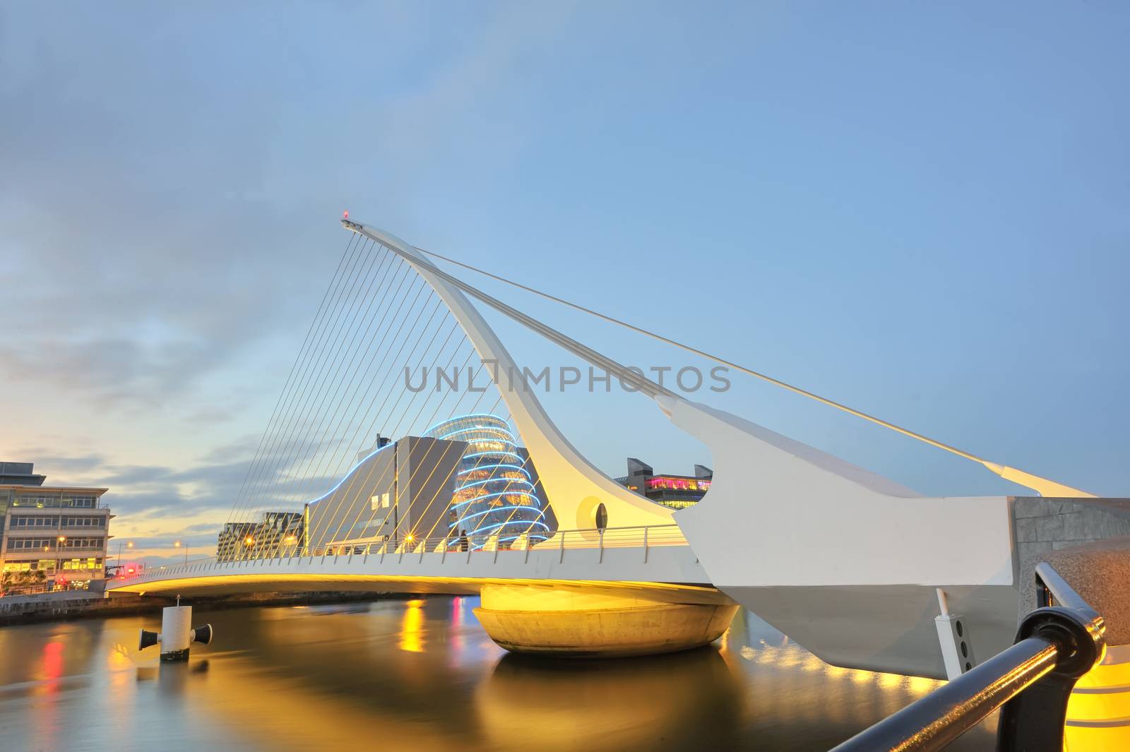 The Samuel Beckett Bridge in summer night